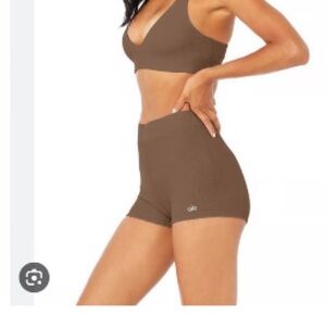 BROWN ALO WAFFLE SHORTS